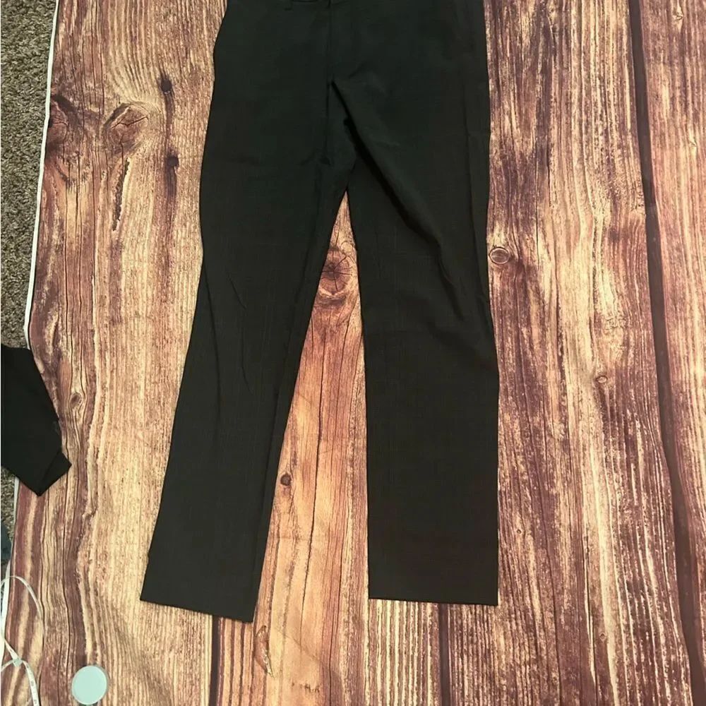 Womenโs J. Crew Thompson TaperedโPant Size 30W by 32L Plaid